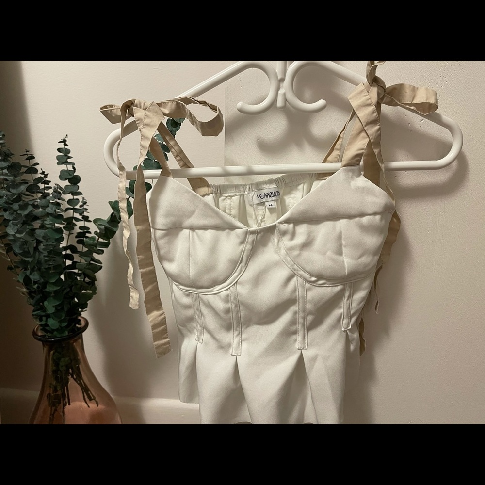 Trendy tank tops